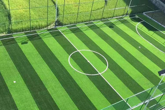 是什么影響了沈陽運(yùn)動(dòng)人造草坪的方向性