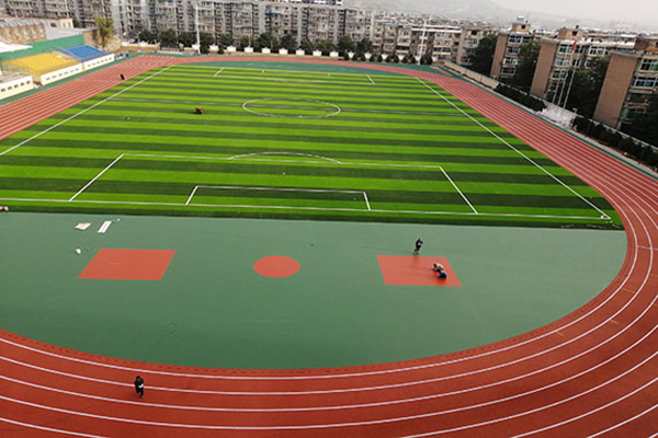 選擇沈陽運動廠人造草公司,打造舒適的運動空間